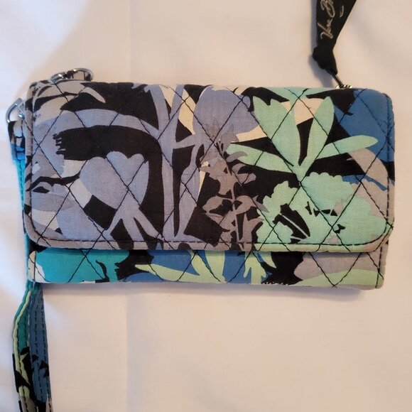 Vera Bradley Blue Camofloral Bundle - Picture 14 of 15